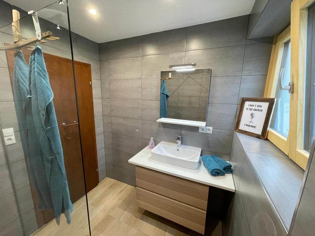 Haus Am Bach Apartment Erl ภายนอก รูปภาพ